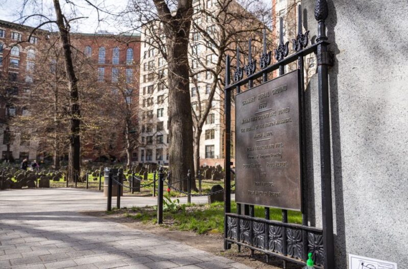 Boston History and Freedom Trail Private Walking Tour - Tour Itinerary and Highlights