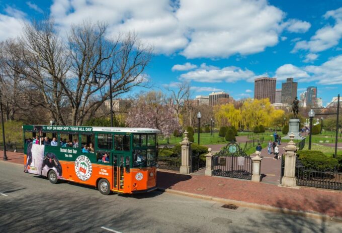 Boston: Hop-on Hop-off Old Town Trolley Tour - Tour Highlights