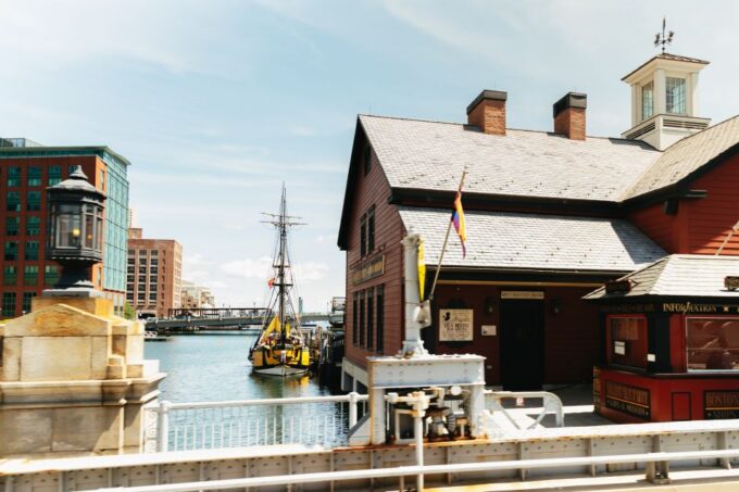 Boston: Hop-on Hop-off Old Town Trolley Tour - What to Expect