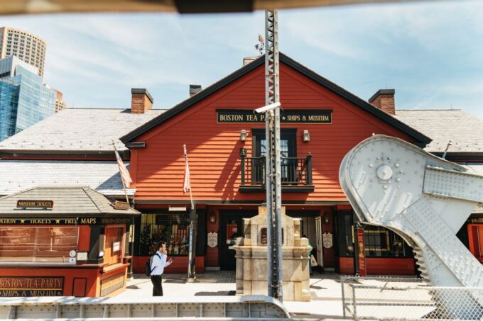 Boston: Hop-on Hop-off Old Town Trolley Tour - Why Choose This Tour