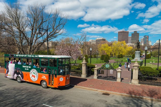 Boston Hop-On Hop-Off Trolley Tour With 14 Stops - Onboard Experience and Amenities