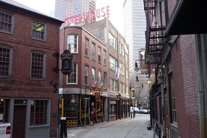 Boston Sightseeing Tour - a Fully-Narrated Driving Tour - Inclusions and Exclusions
