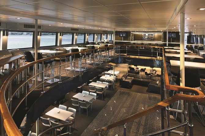 Boston Signature Dinner Cruise - Entertainment and Activities