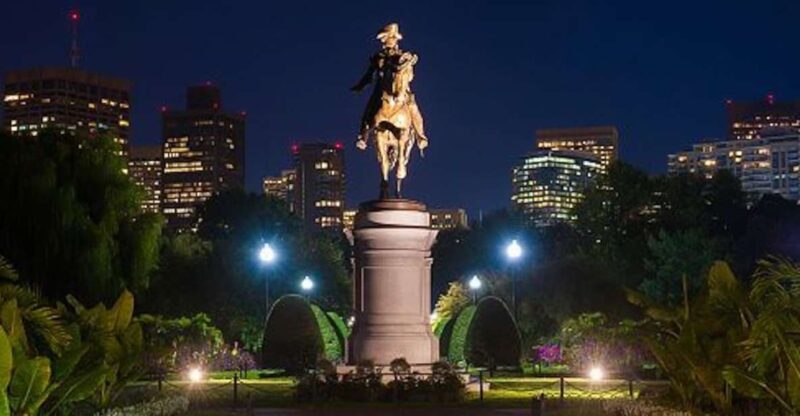 Boston: Small Group Night Tour With Boston Cream Pie - Key Points