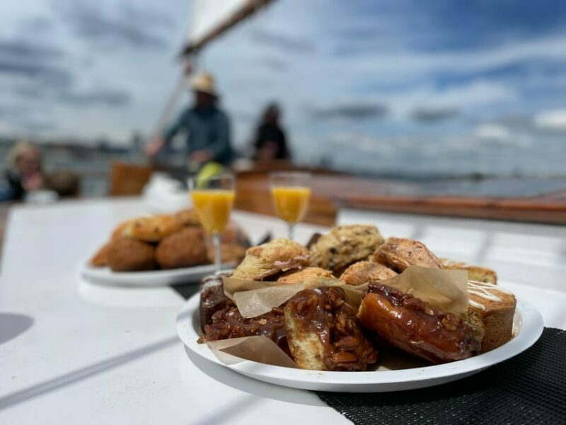 Boston: Sunday Pastry & Prosecco Sail on Boston Harbor - Analyzing the Value