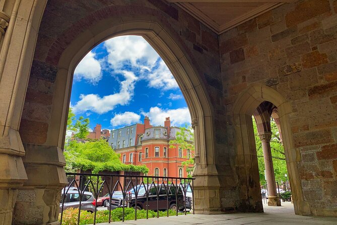 Bostons Architecture, History + Photo Walking Tour (SMALL Group) - Exploring Back Bay and Beacon Hill
