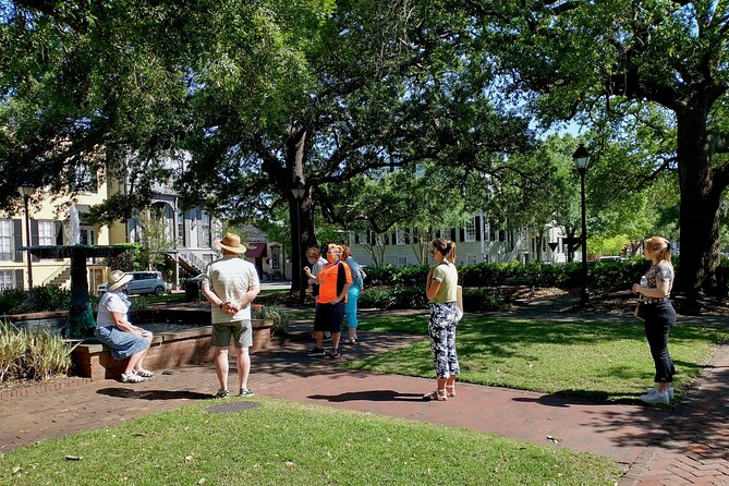 Botanical Tour (by Walk With Me Savannah Tours) - Discovering the Citys Botanical Perspective