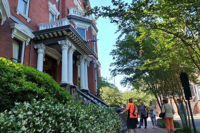 Botanical Tour (by Walk With Me Savannah Tours) - Group Size and Cancellation Policy
