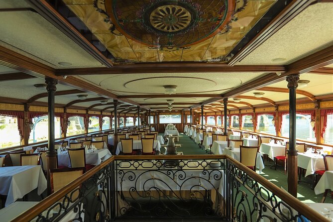 Bottomless Brunch and Cruise With Prosecco in Budapest - Picturesque Sightseeing Cruise