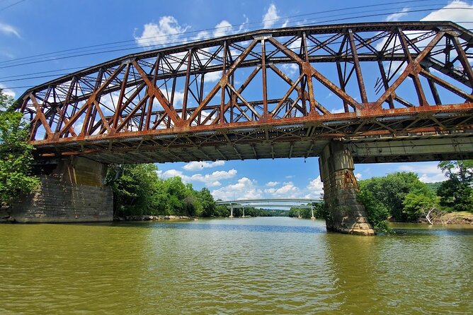 Bourbon Boat Tour in Frankfort With Tasting - Bourbon History and Significance