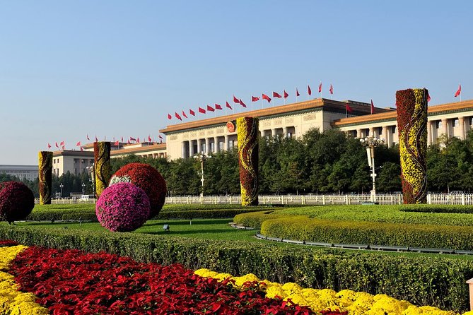 Boutique Tour: Tiananmen, Forbidden City, Mutianyu With VIP Pass - Logistics