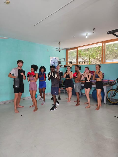 BOXING CLASS - FORMER BAHIAN CHAMPION (SALVADOR-BA) - Class Instruction