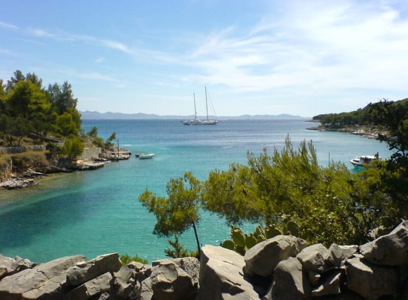 Brač - Bol and Milna - Good To Know