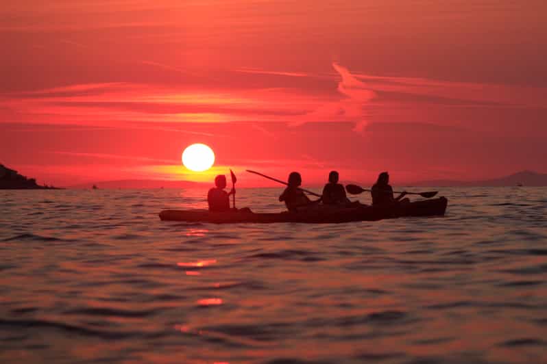 Brac Island: 3-Hour Sunset Kayaking Experience - Inclusions and Requirements