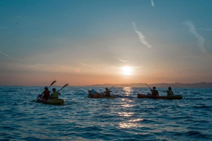 Brac Island: 3-Hour Sunset Kayaking Experience - Exploring the Coastline