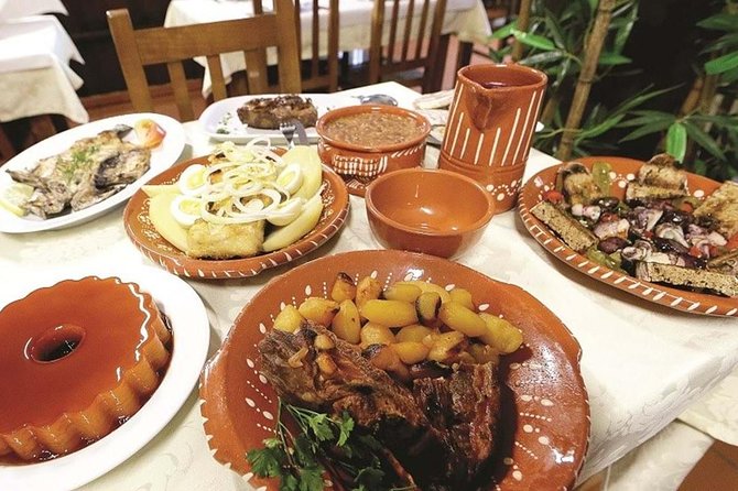 Braga and Guimaraes - All Inclusive From Porto - Winery Tasting and Dinner