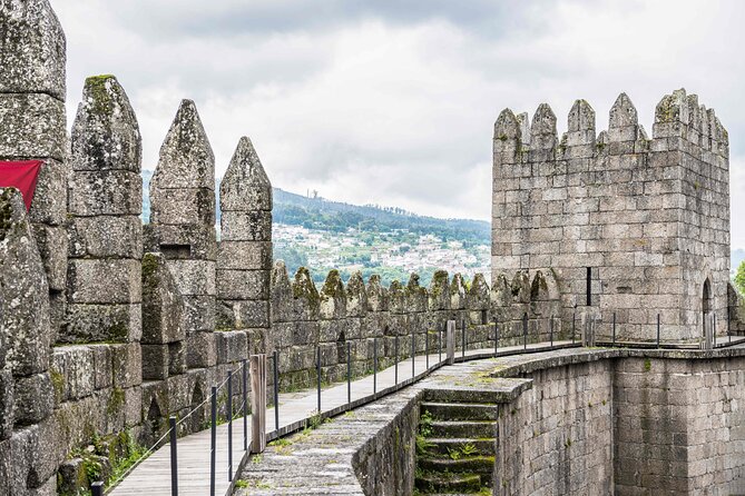 Braga and Guimarães Tour From Porto - Languages Offered