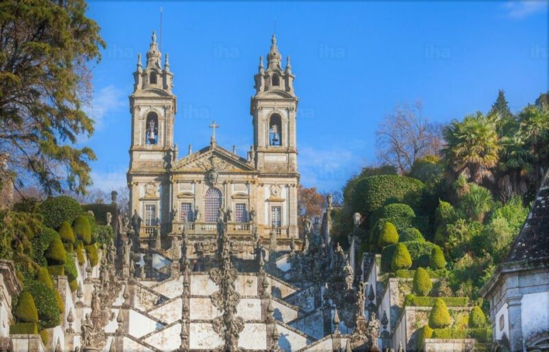 Braga Private Transfer To/From Oporto Airport - Transportation Options