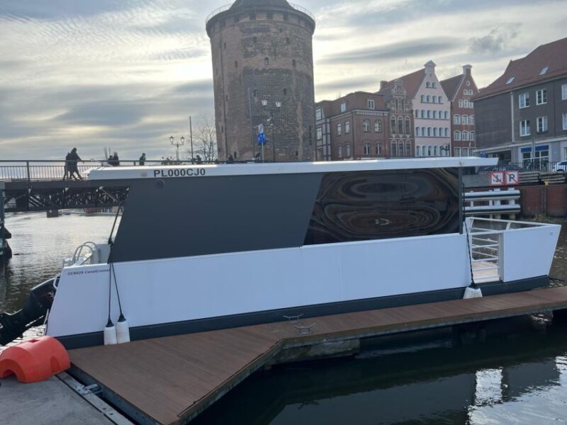 Brand New Tiny Water Bus on Motława River in Gdańsk - Boat and Safety Features