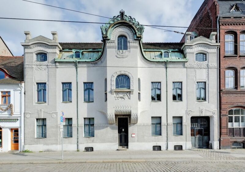 Brandenburg Scavenger Hunt and Sights Self-Guided Tour - Requirements and Recommendations