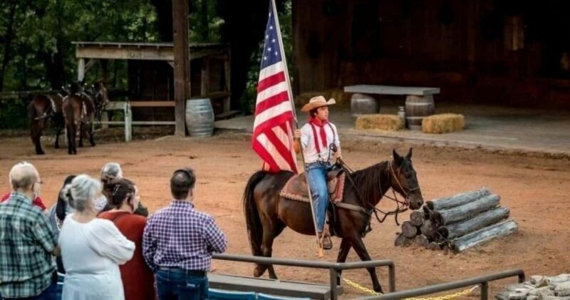 Branson, MO: Shepherd of the Hills Outdoor Drama Show - Analyzing the Value