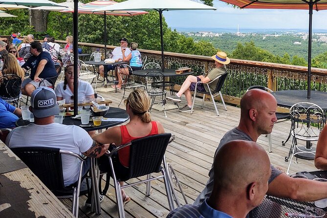 Branson VIP Wine Tasting and Dinner Tour - Winery and Distillery Visits