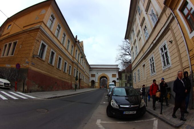 Brasov: Guided City Walking Tour With Wine - Frequently Asked Questions
