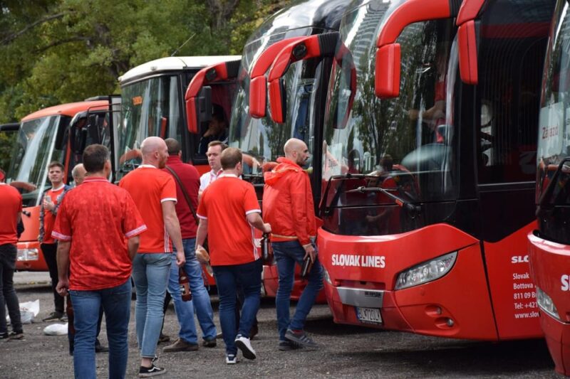 Bratislava: Bus Transfer To/From Vienna Airport - Service Features