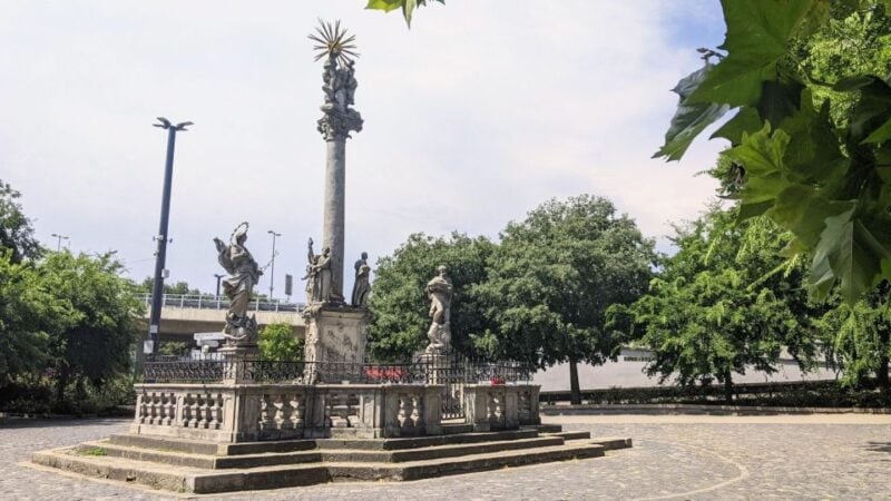 Bratislava: Historic City Centre Self-guided Tour - Statues and Attractions