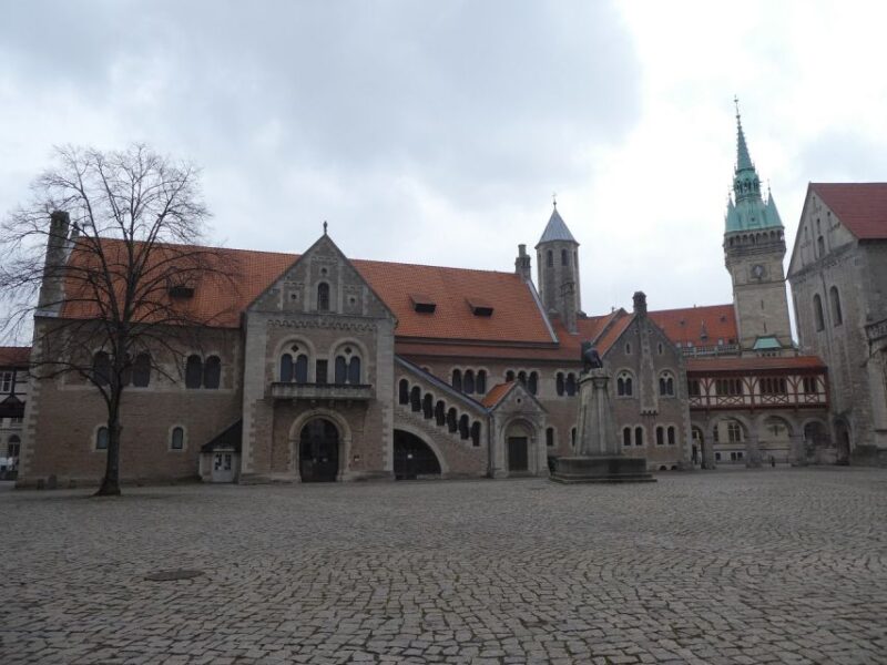 Braunschweig: Private City Walking Tour With Certified Guide - Booking and Cancellation