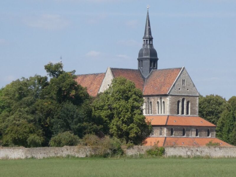 Braunschweig: Private City Walking Tour With Certified Guide - Meeting Point