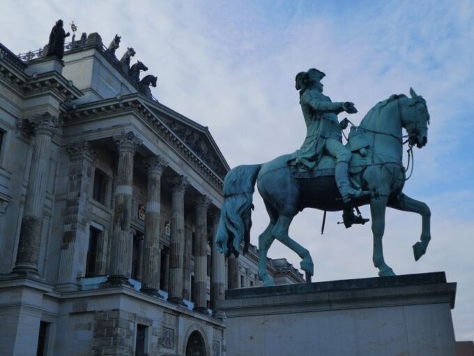 Braunschweig: Private City Walking Tour With Certified Guide - Duration and Languages