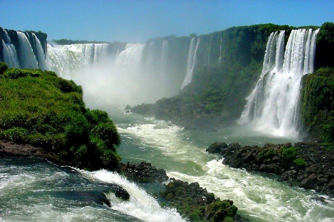 Brazilian Falls Bird Park and Itaipu Dam From Puerto Iguazu - Group Size and Guidance