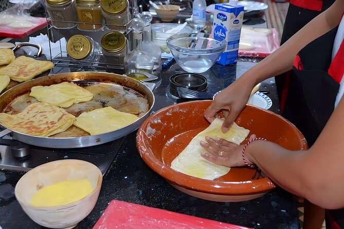 Bread Baking Moroccan Crep in Fez Medina - Booking and Confirmation
