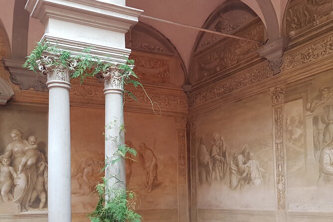 Breakfast in Italian Style and Visit to the Cloister of the Scalzo - Preparing for the Tour