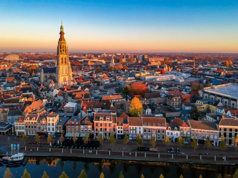 Breda: Highlights Tour With Local Guide - Booking Information