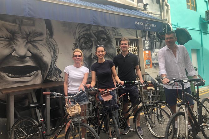 Breezing Singapore Bike Tour - Meeting and Pickup Details