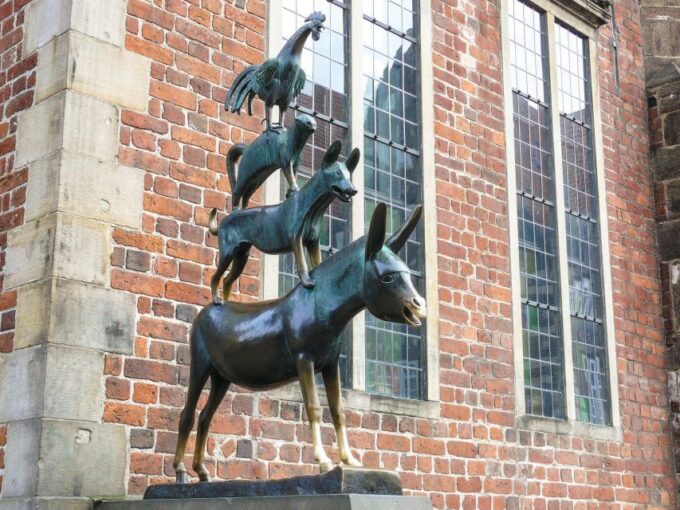 Bremen: English Self-Guided Audio Tour on Your Phone - Cancellation Policy
