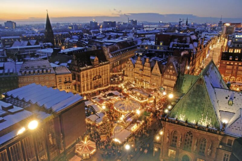 Bremen: Fairy Tale Christmas Guided Walking Tour in English - Key Points