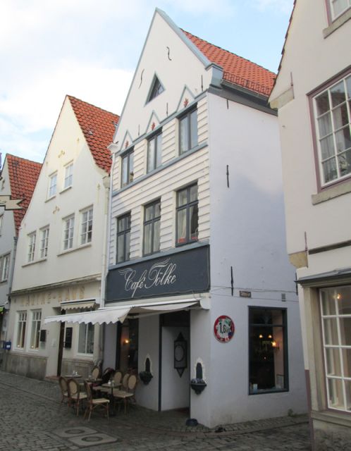 Bremen: Walking Tour of Historic Schnoor District - Tour Logistics and Meeting Point