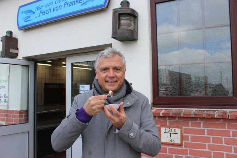 Bremerhaven: Fish Bite Guided Walking Tour - Duration and Pricing
