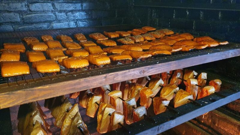 Bremerhaven: Fish Bite Guided Walking Tour - Highlights of the Tour