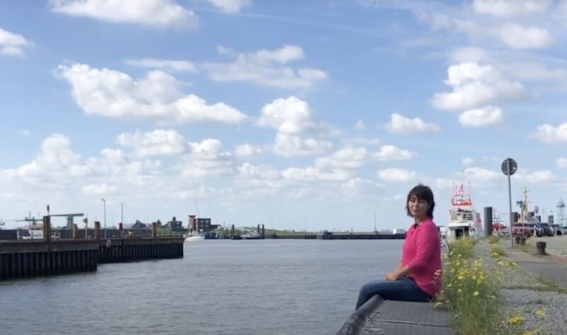 Bremerhaven: Sailors Yarn, Legends and Sea Walking Tour - Suitable for All Ages