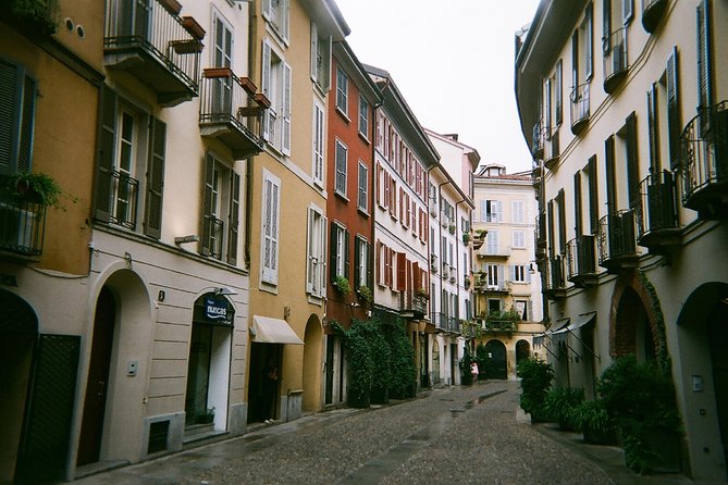 Brera District & Pinacoteca 2-Hours Guided Experience With Entrance Tickets Included - Transportation and Accessibility
