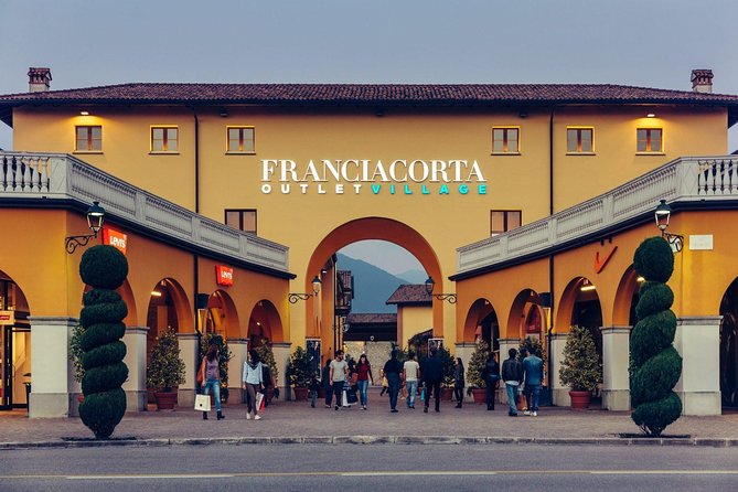 Brescia and Franciacorta Outlet Full-Day Tour - Exploring Brescia