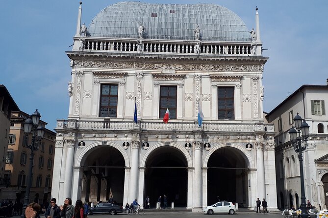 Brescia and Franciacorta Winery Area. Cultural and Wine Tasting Small Group Tour - Explore Charming Brescia