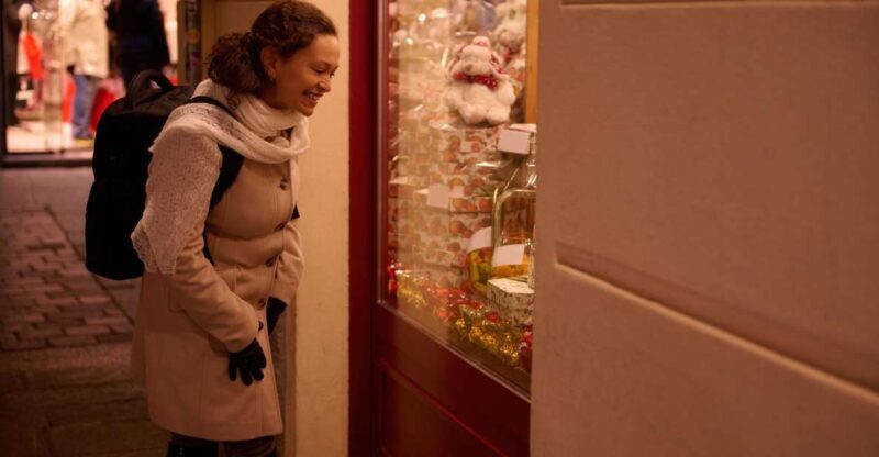 Brescia's Yuletide Charm: A Festive Walking Tour - Key Points