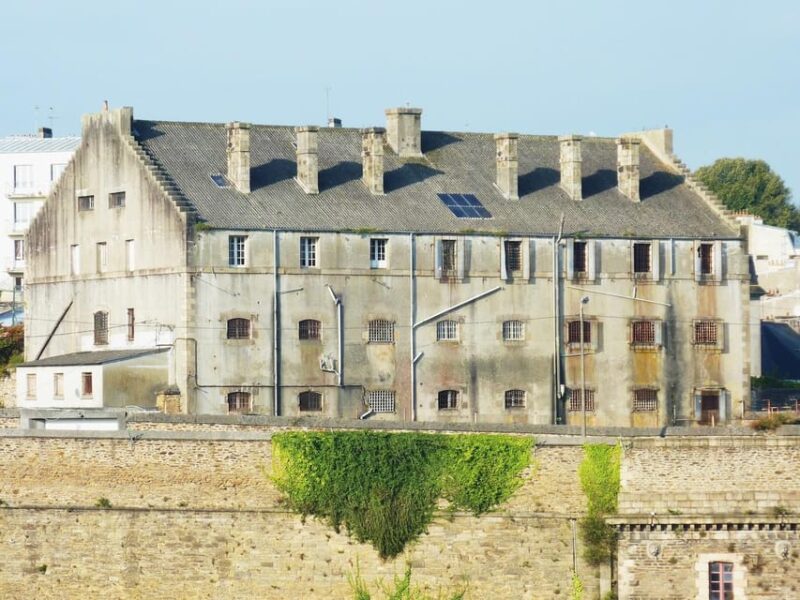 Brest: Historical Walking Tour With Téléphérique Ride - Historical Insights