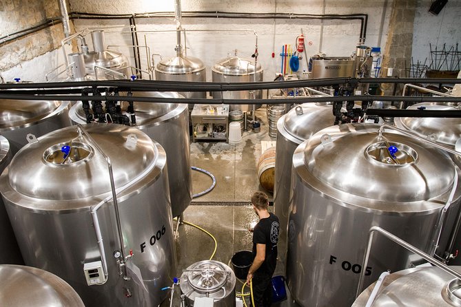 Brewery Tour With Food Included - Booking Confirmation and Group Size