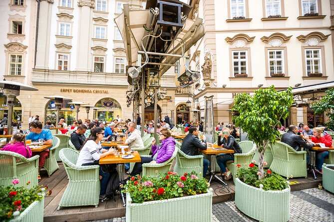 Brews and Views: Private Beer Tour and Meal in Prague - Exploring Pragues Vibrant Beer Scene